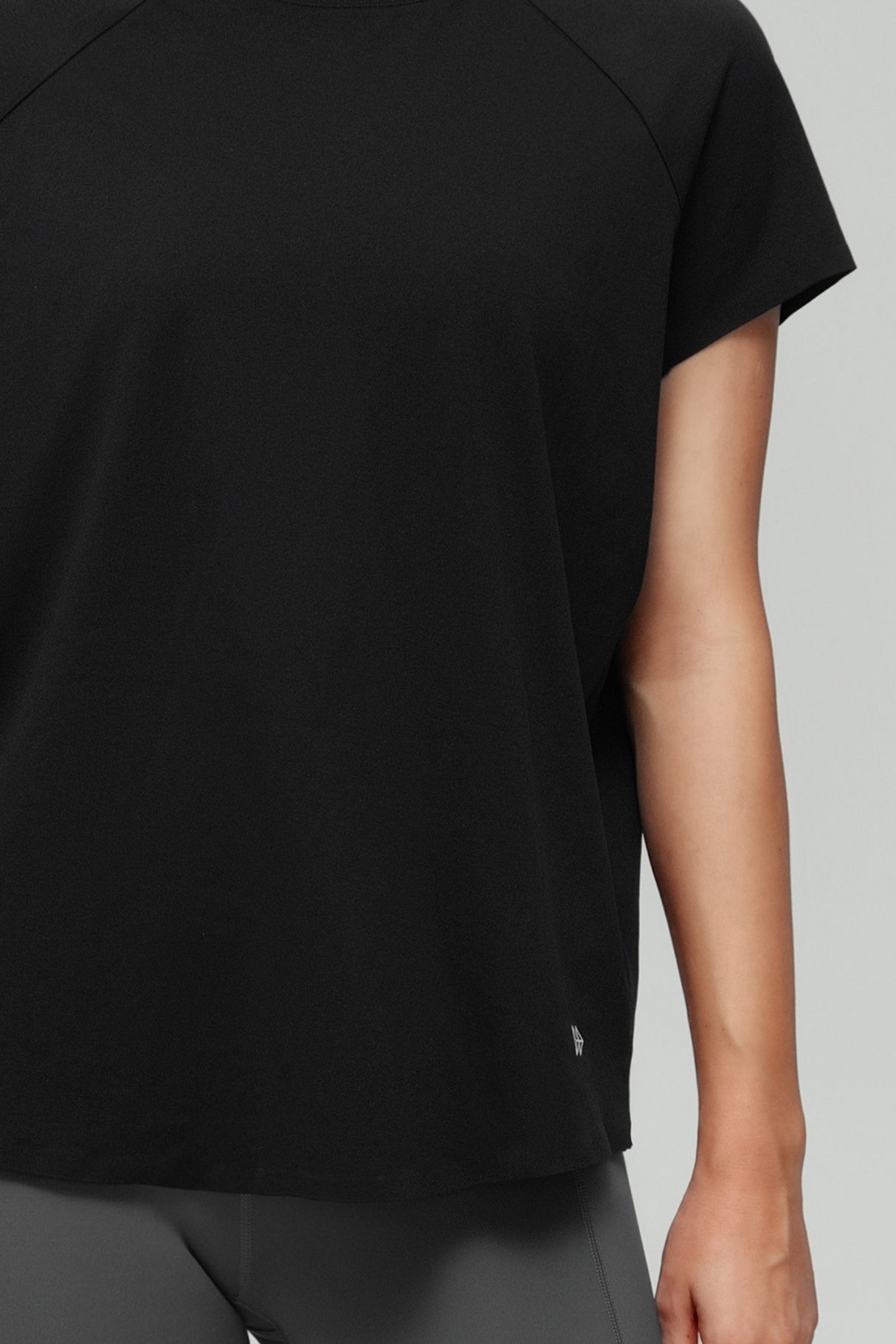 Anywhere™ Back Mesh Solid Color Comfortable T-shirt