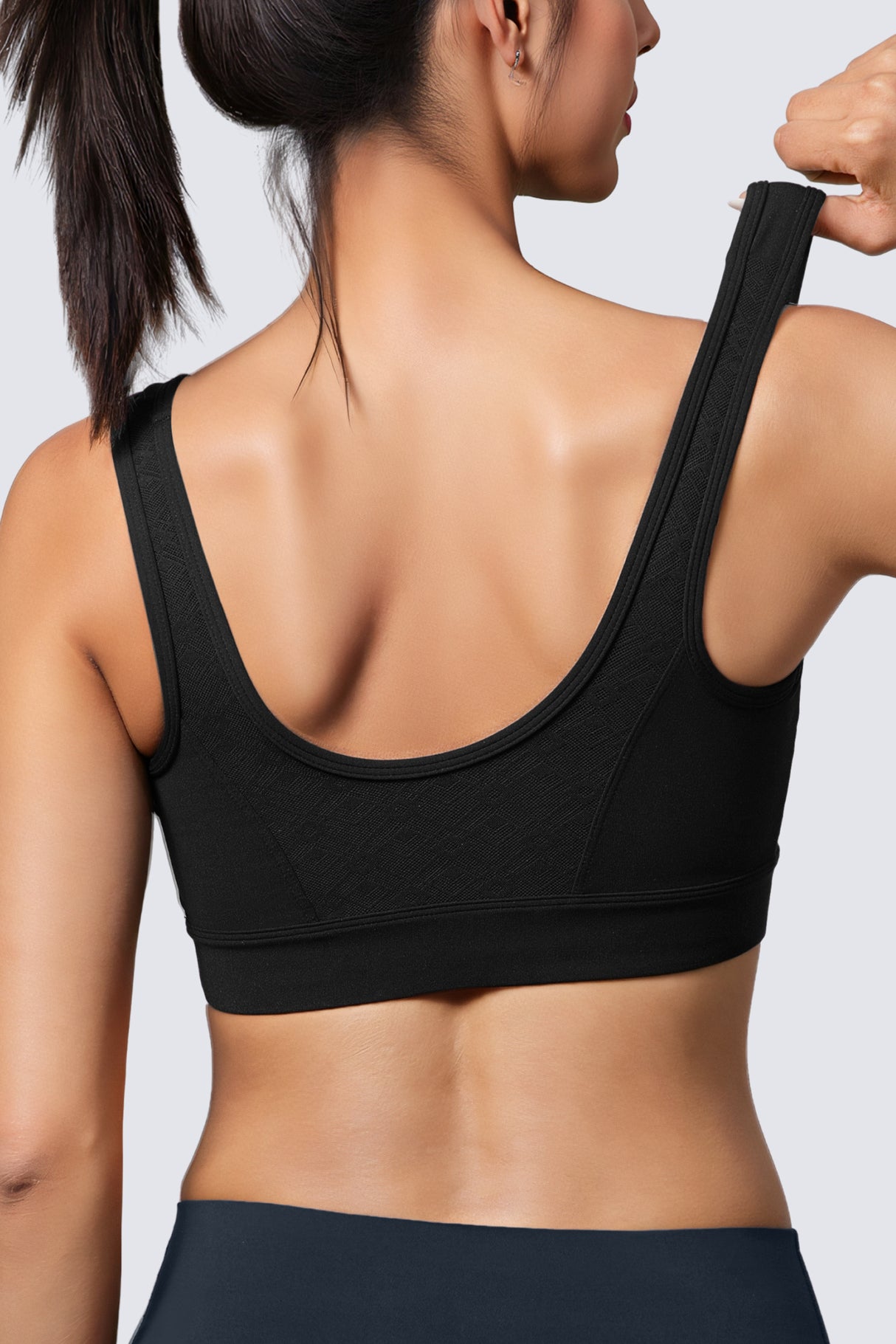 Shift™ Jacquard Mesh Yoga Bra with Wide Straps & Removable Pads | Women's Light Support Sports Bra