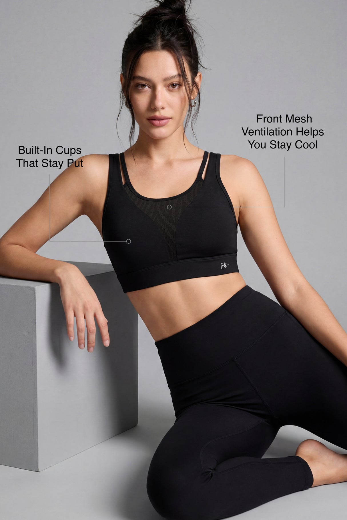 Echo™ Crossback Breathable Mesh With Adjustable Hook Medium Support Sports Bra | Women's Medium Support Sports Bra Best For Yoga, HIIT