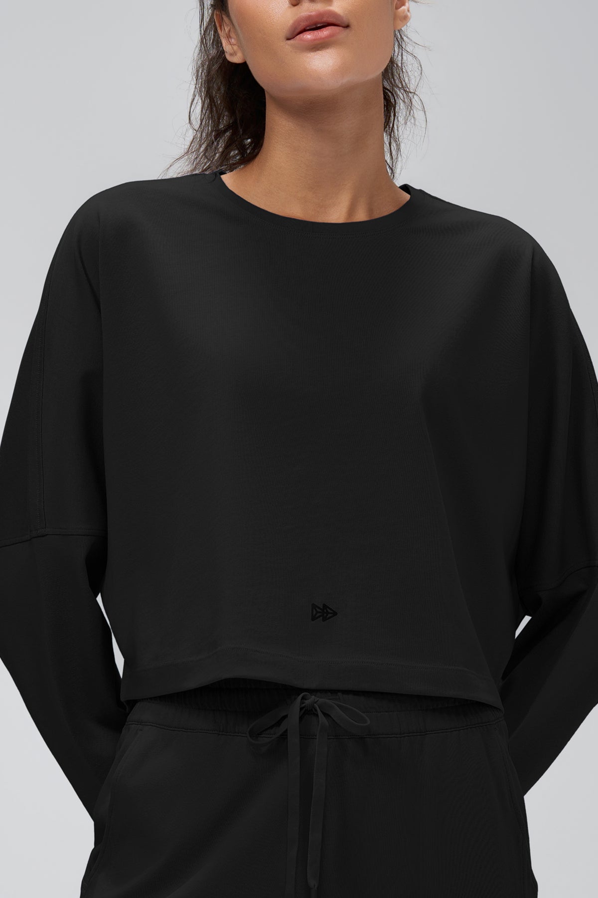 Anywhere™ Women's Cropped Batwing Sleeve Sweatshirt