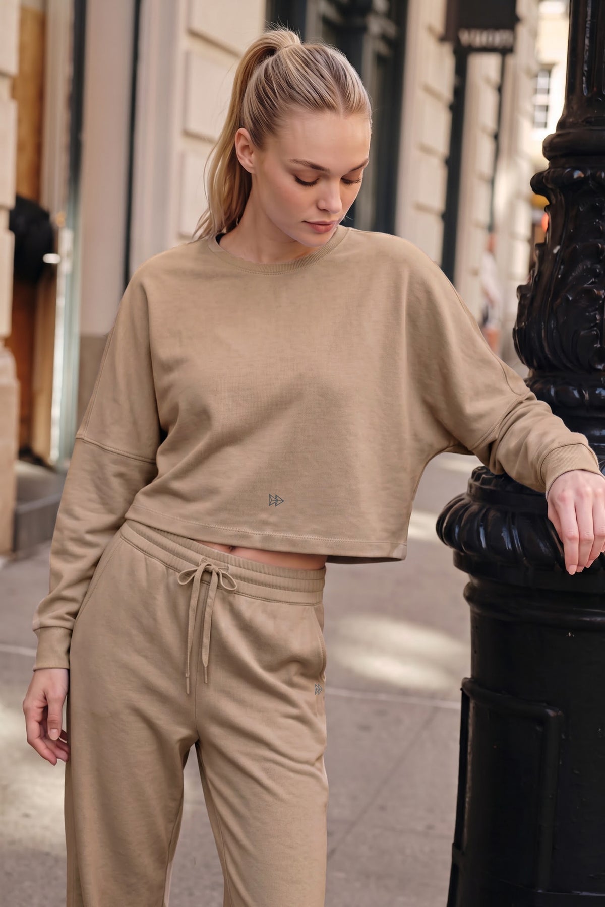 Anywhere™ Women's Cropped Batwing Sleeve Sweatshirt