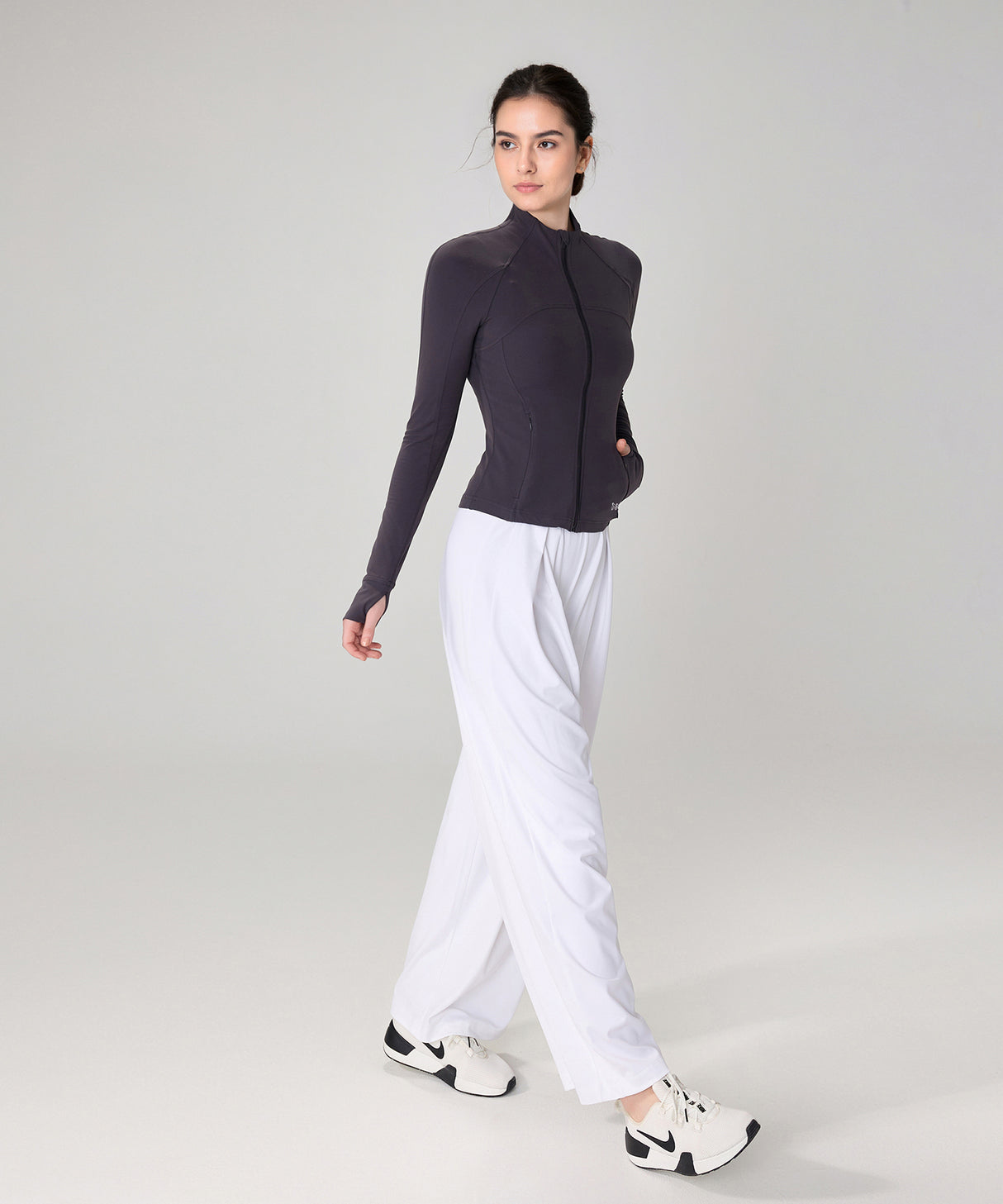 Chaqueta deportiva Anywhere Slim-fit con panel trasero de malla | Chaqueta deportiva para mujer