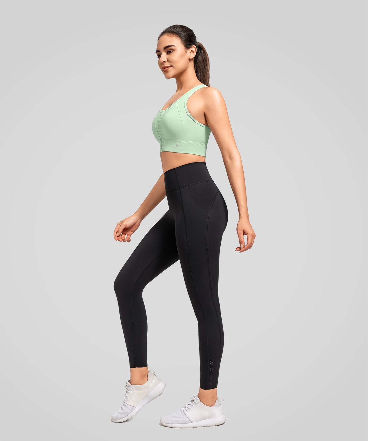 Power Zip Front Key Hole Back Sports Bra | Women's High Support Sports Bra