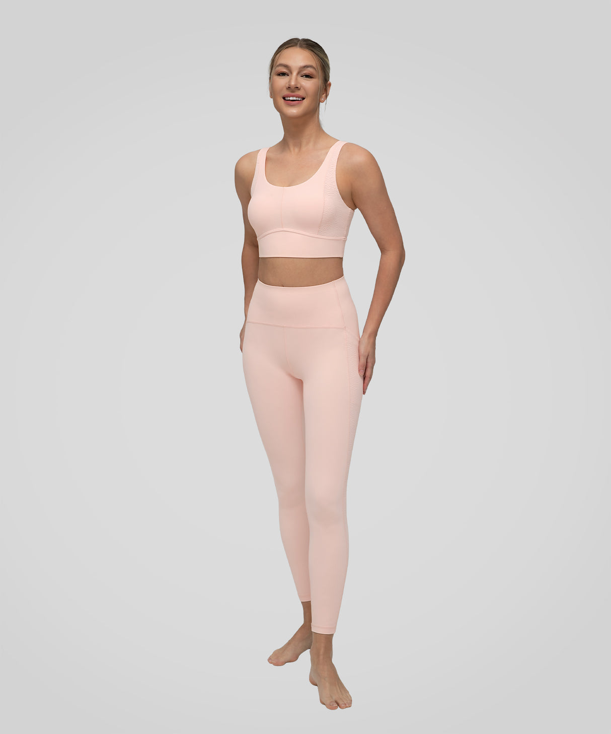 Atmungsaktive Leggings mit seitlichem Mesh-Logo-Print, 25 Zoll | Leicht stützende Leggings für Damen