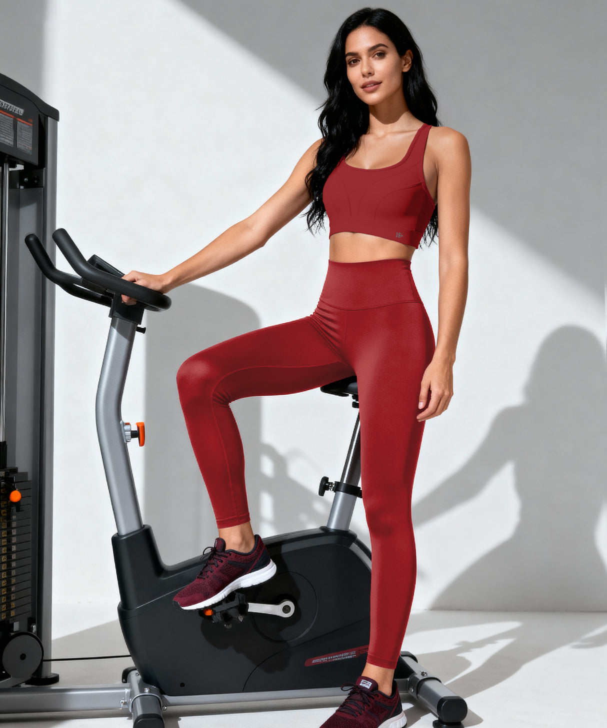 Sujetador deportivo acolchado Power Adjustable Enhance | Sujetador deportivo de sujeción media para mujer