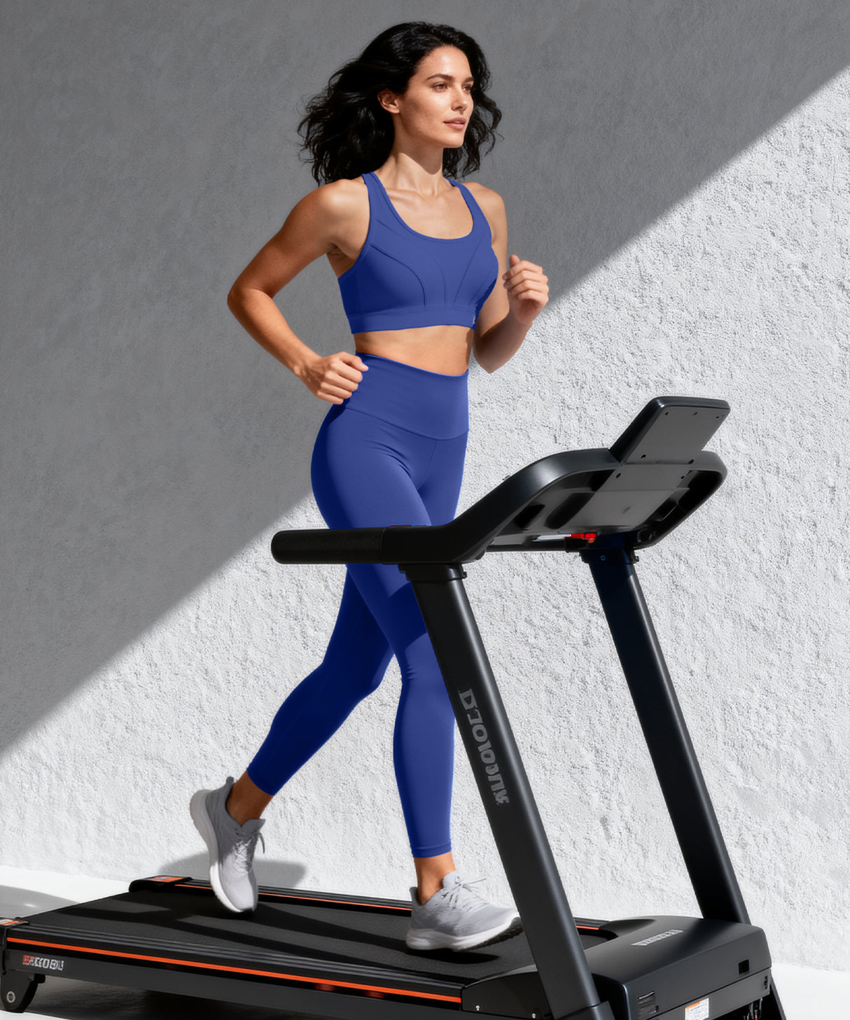 Sujetador deportivo acolchado Power Adjustable Enhance | Sujetador deportivo de sujeción media para mujer