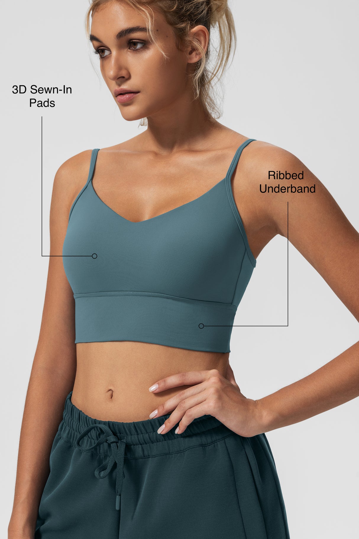 Reggiseno yoga imbottito a coste con scollo a V Echo | Reggiseno sportivo leggero da donna