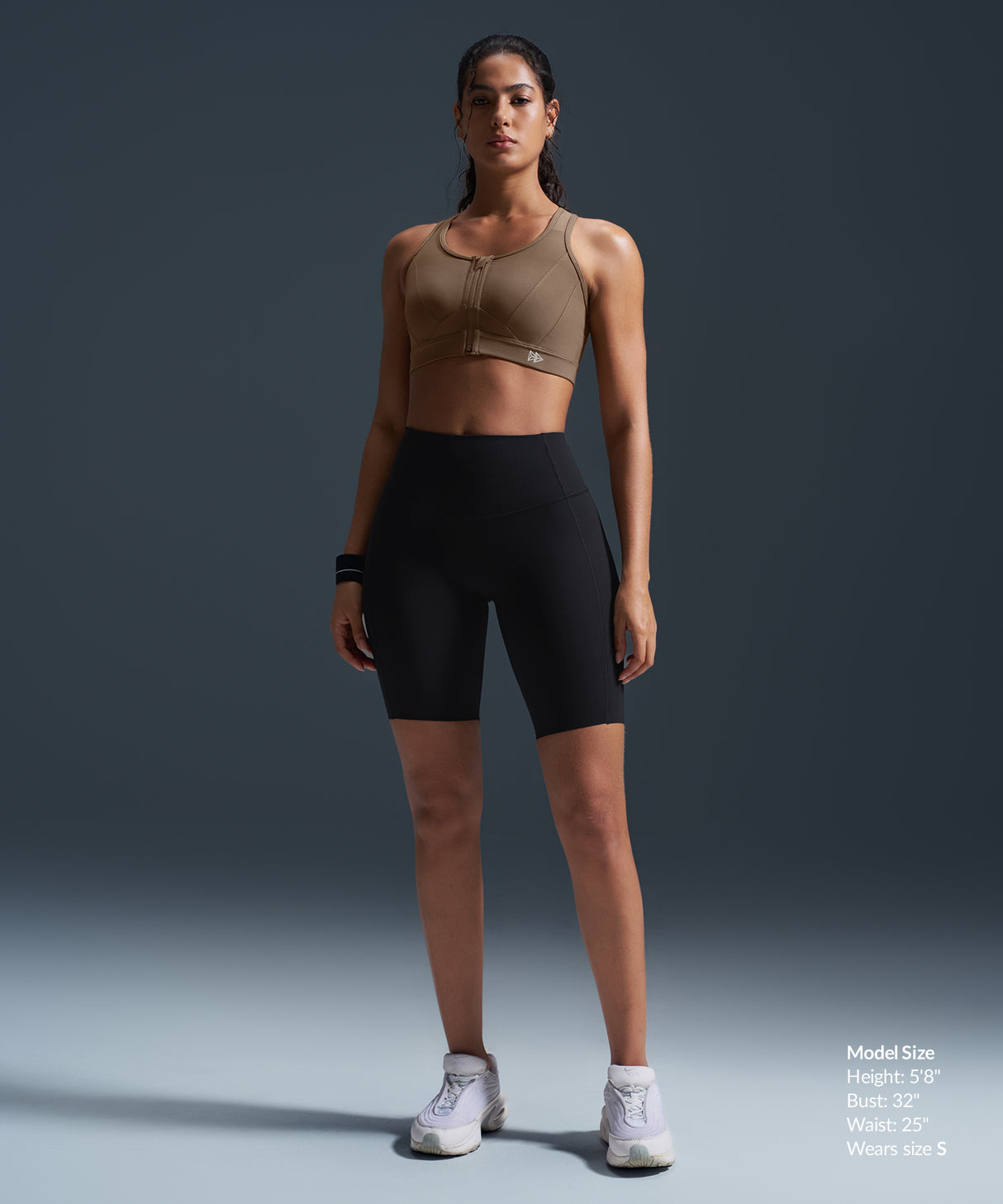 Sujetador deportivo de running con espalda nadadora, acolchado y malla con cremallera frontal Enfold | Sujetador deportivo de alta sujeción para mujer