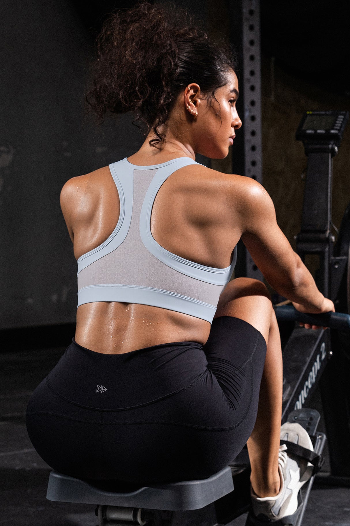 Reggiseno da corsa imbottito con schiena incrociata in rete e cerniera frontale Enfold | Reggiseno sportivo ad alto sostegno da donna