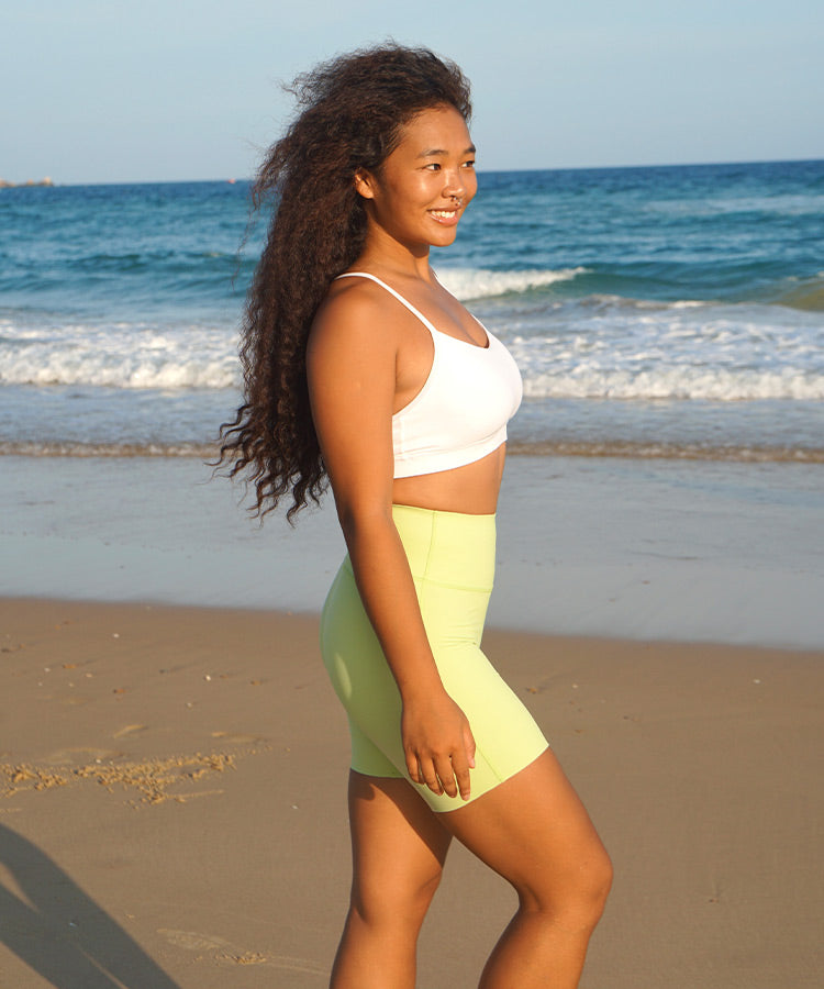 Reggiseno yoga imbottito con scollo a barchetta e spalline sottili Anywhere | Reggiseno sportivo con supporto leggero da donna