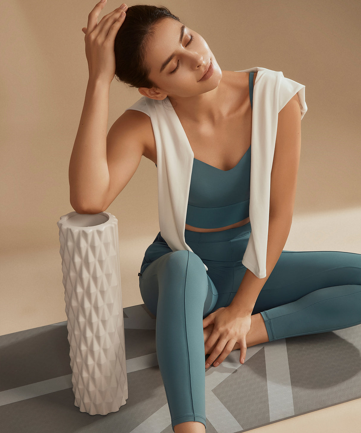 Echo V-Neck Ribbed Padded Yoga Bra | Women's Light Support Sports Bra