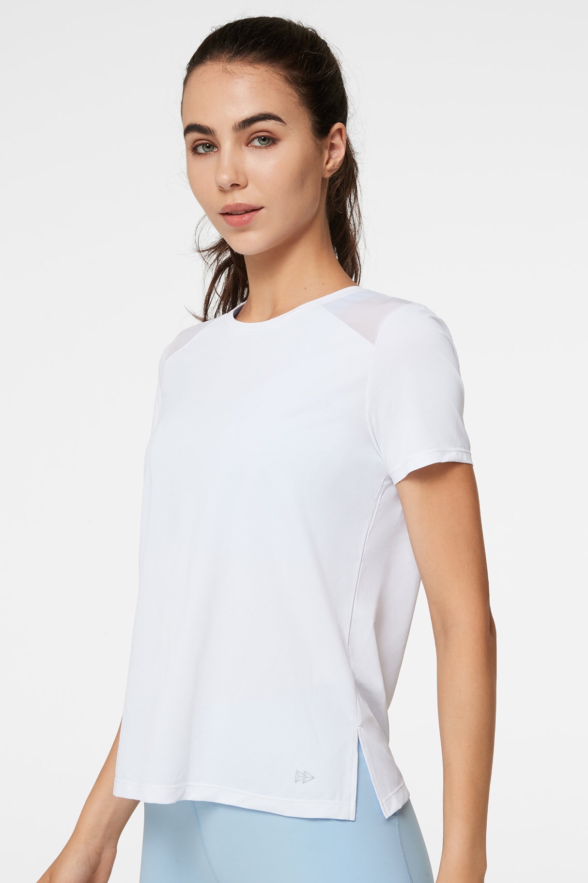 Echo™ Side Split Mesh T-shirt | Women's Sports T-shirt