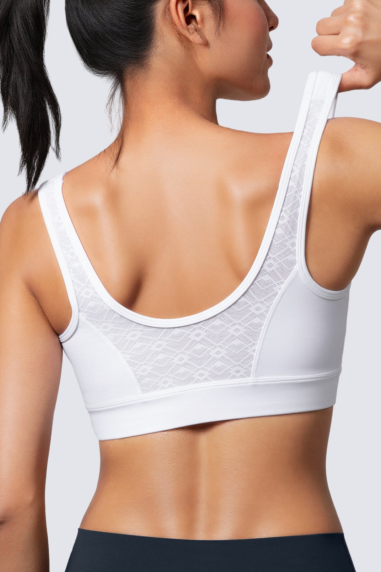 Shift™ Jacquard Mesh Yoga Bra with Wide Straps & Removable Pads | Women's Light Support Sports Bra