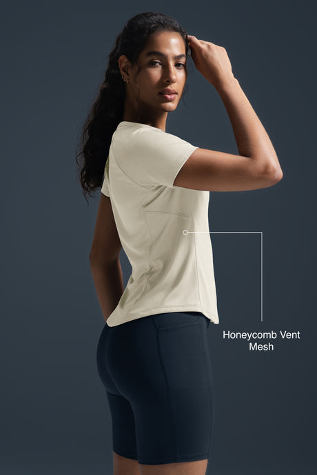 Ultraleichtes Cool Touch Slim Fit T-Shirt | Kurzarm-T-Shirt für Damen