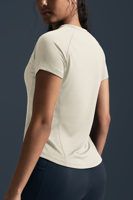Ultraleichtes Cool Touch Slim Fit T-Shirt | Kurzarm-T-Shirt für Damen