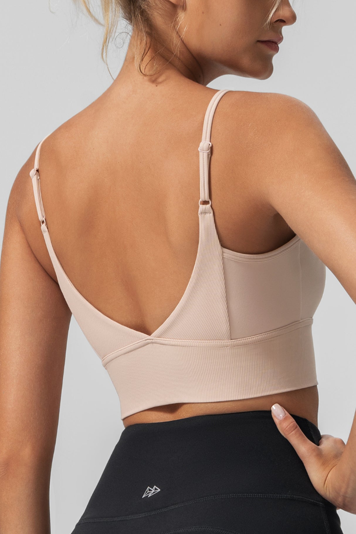 Reggiseno yoga imbottito a coste con scollo a V Echo | Reggiseno sportivo leggero da donna