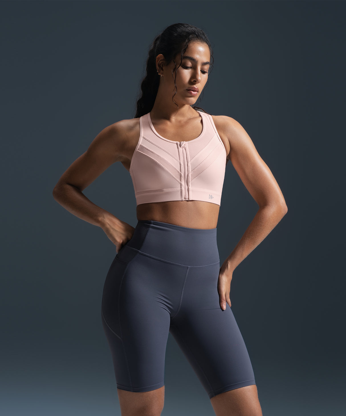 Sujetador para correr acolchado de malla con cremallera Enfold | Sujetador deportivo de alta sujeción para mujer