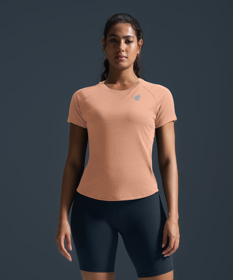 Ultralätt Cool Touch Slim Fit T-shirt | Kortärmad T-shirt för kvinnor