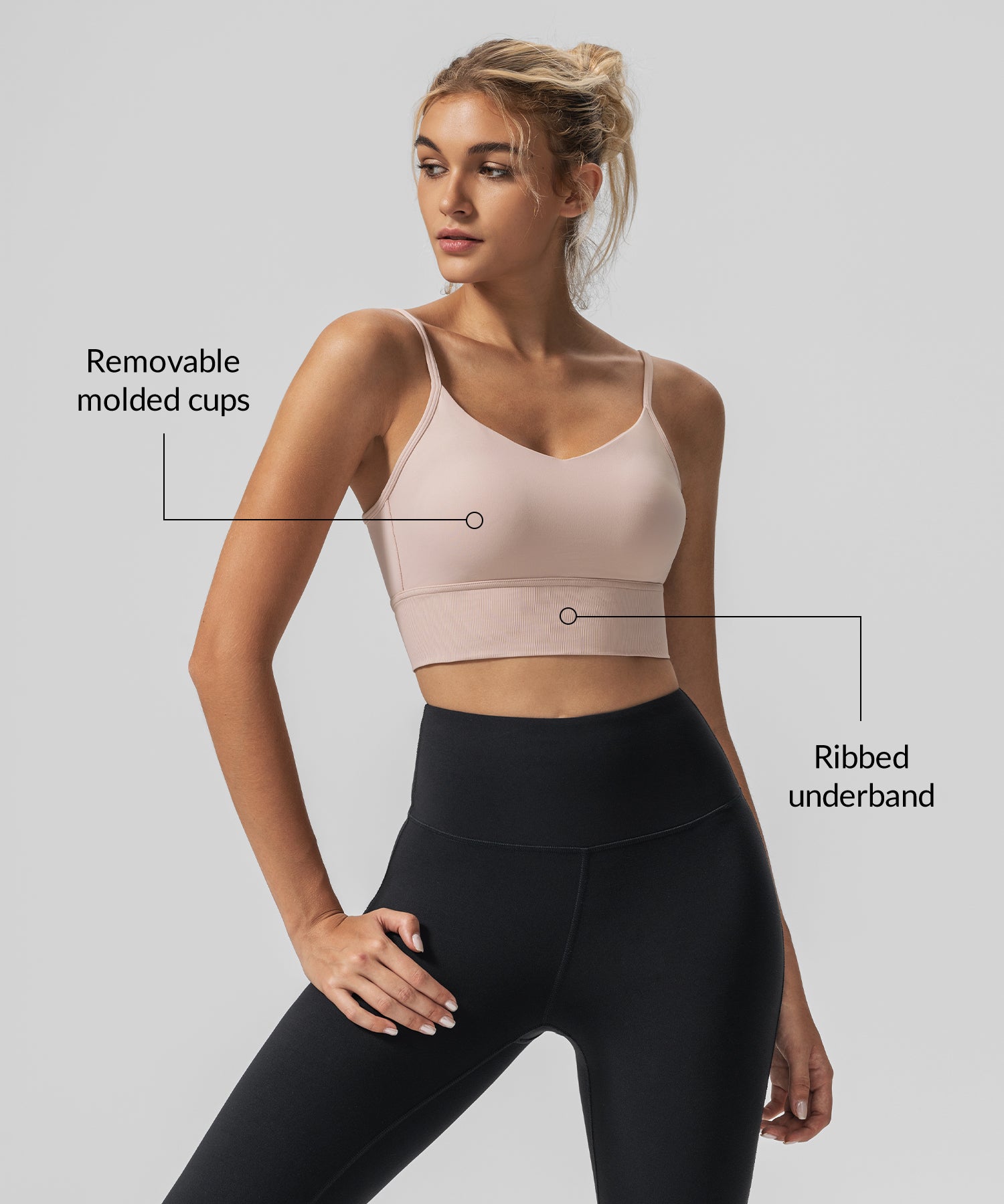 Sujetador de yoga acolchado acanalado con cuello en V Echo | Sujetador deportivo de sujeción ligera para mujer