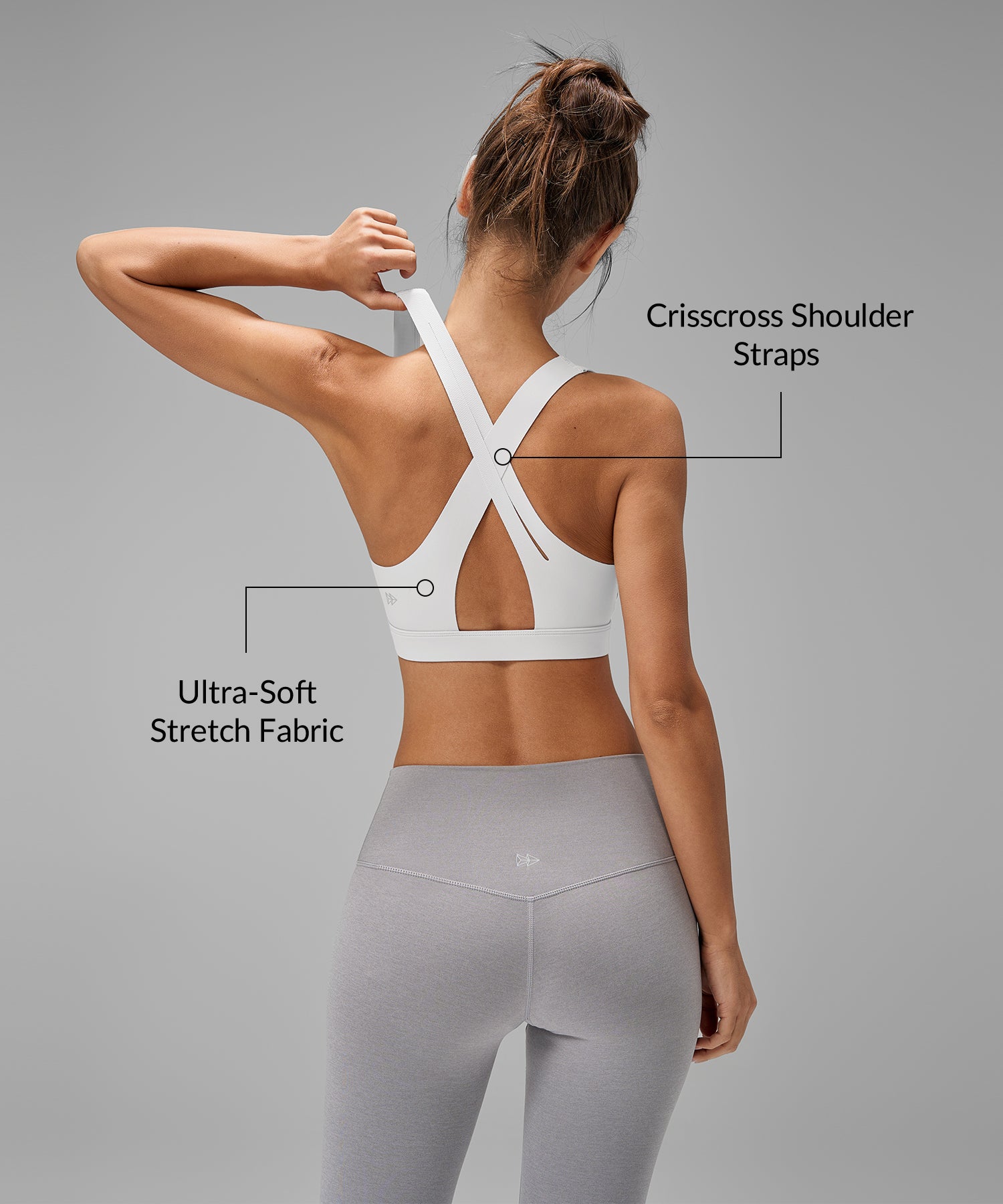 Reggiseno yoga con scollo a V e coppe rimovibili Anywhere Crisscross | Reggiseno sportivo leggero da donna