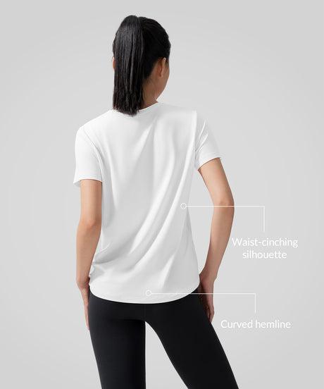Lätt, figurnära t-shirt i enfärgad färg överallt | Kortärmad t-shirt för kvinnor