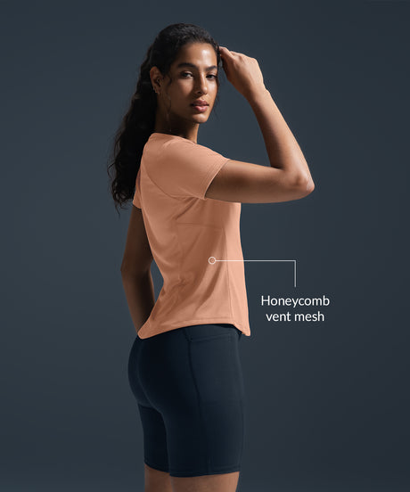 Ultralätt Cool Touch Slim Fit T-shirt | Kortärmad T-shirt för kvinnor