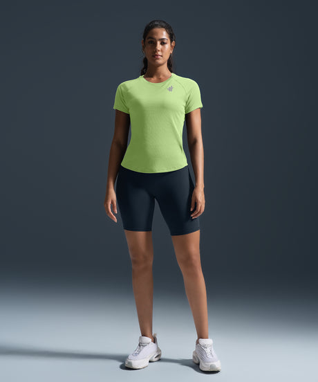 Ultralätt Cool Touch Slim Fit T-shirt | Kortärmad T-shirt för kvinnor