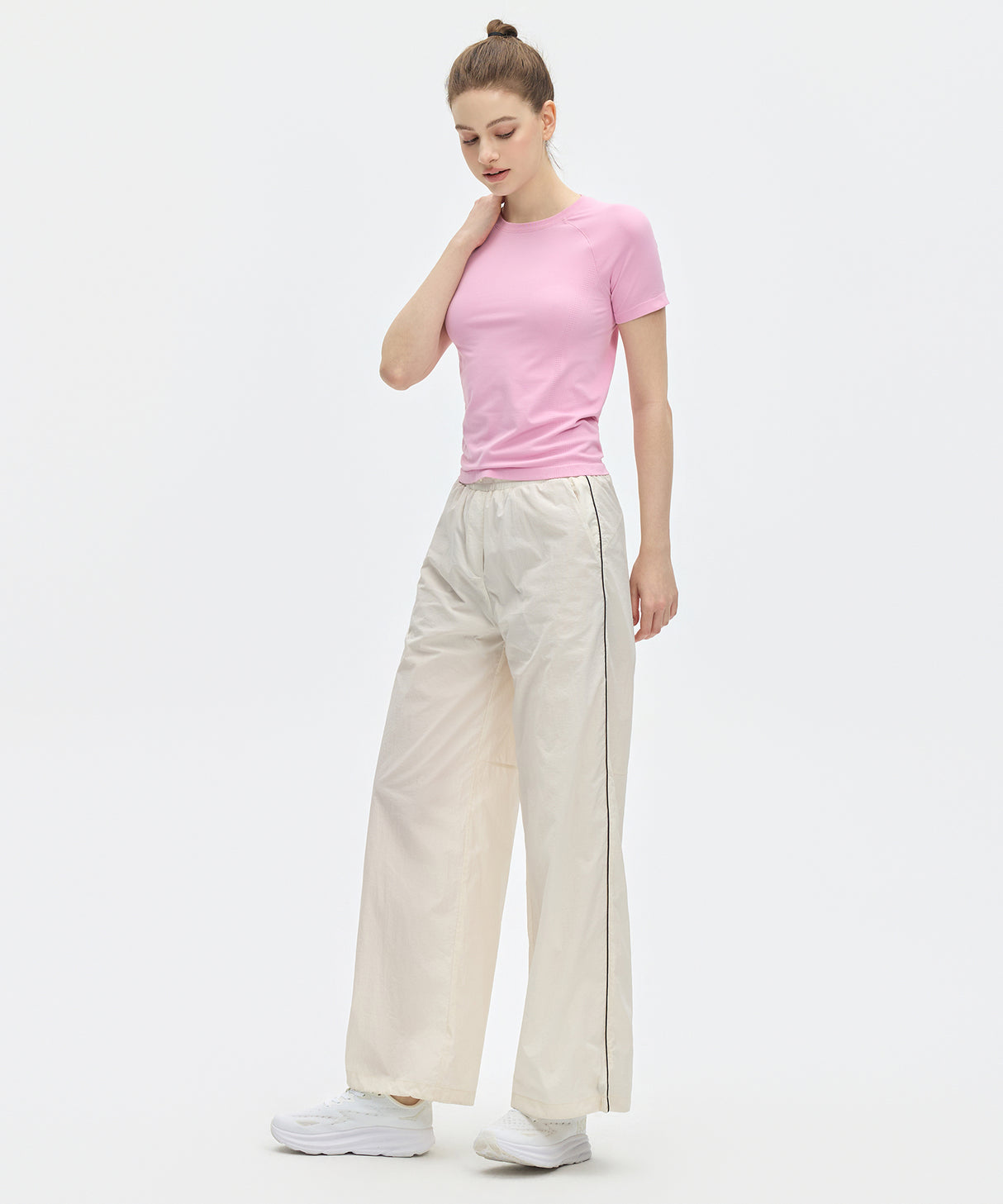 Sculpt Elastic Stretchy Slim Fit Tennis Tee| Women's Short Sleeve T-shirt