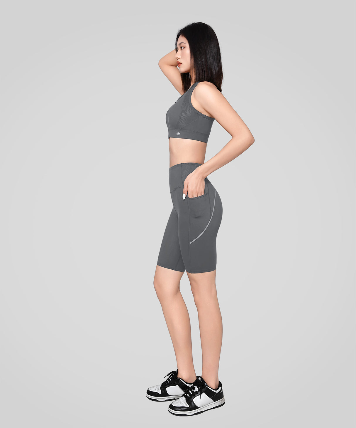 Echo Stretchy High Waist Shorts with Side Pockets 9‘’| Women's High Support Running Shorts