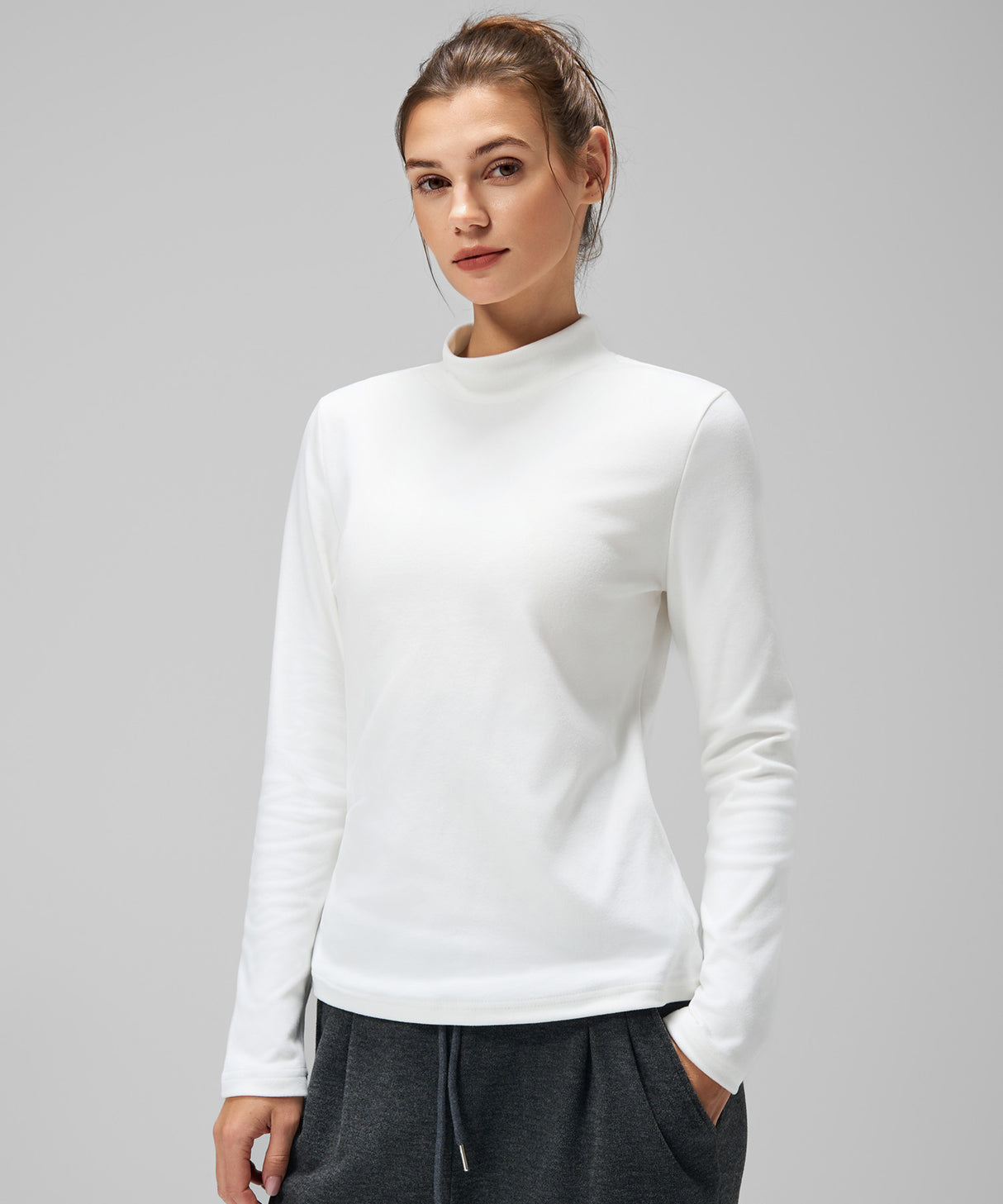 Anywhere Cozy Stretchig Mock Neck Långärmad T-shirt | Långärmad T-shirt för kvinnor