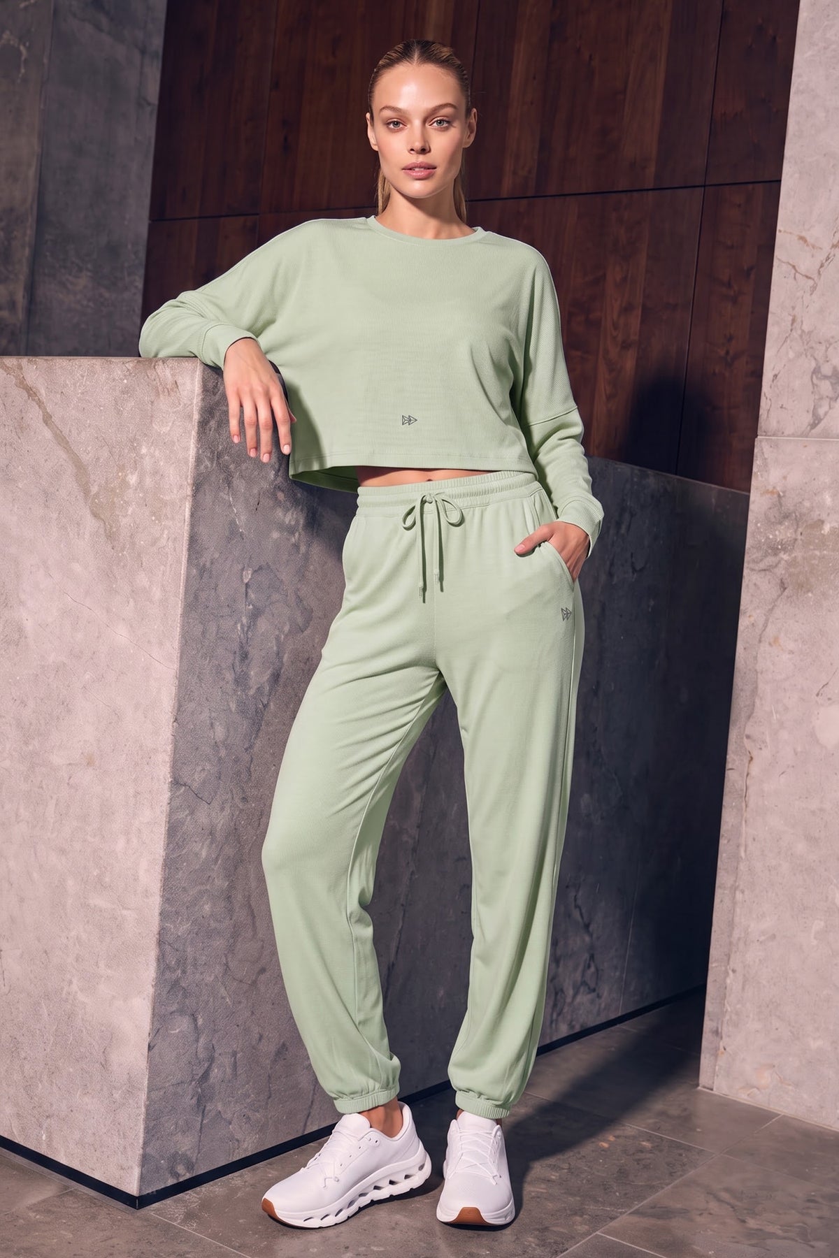 Anywhere™ Women's High-Rise Casual Jogger Sweatpants
