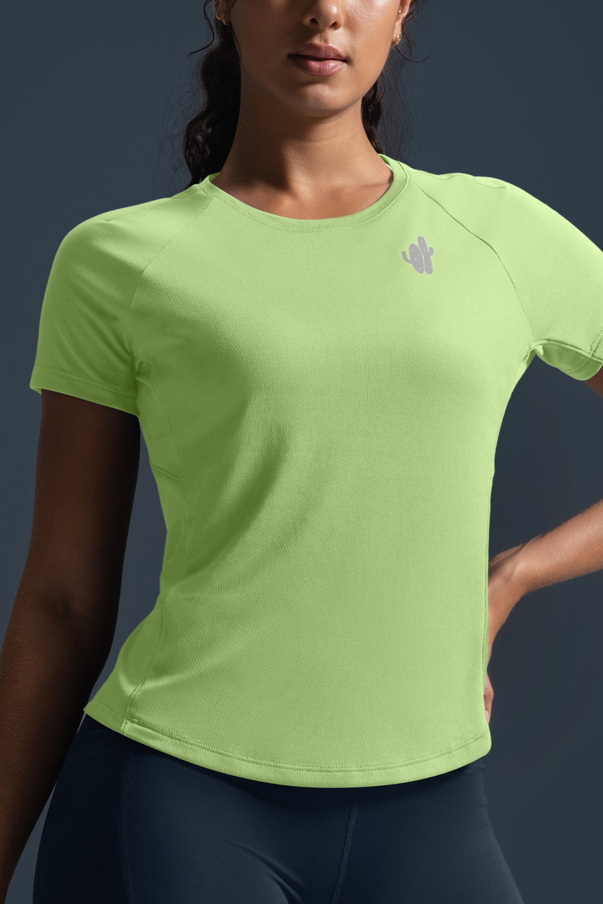 Ultra-light Cool Touch Slim Fit T-shirt | Women's Short Sleeve T-shirt