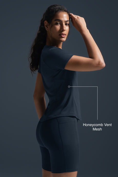 Ultraleichtes Cool Touch Slim Fit T-Shirt | Kurzarm-T-Shirt für Damen
