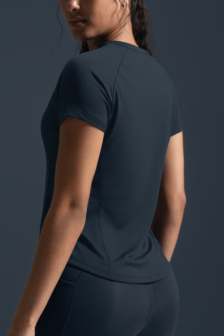 Ultraleichtes Cool Touch Slim Fit T-Shirt | Kurzarm-T-Shirt für Damen