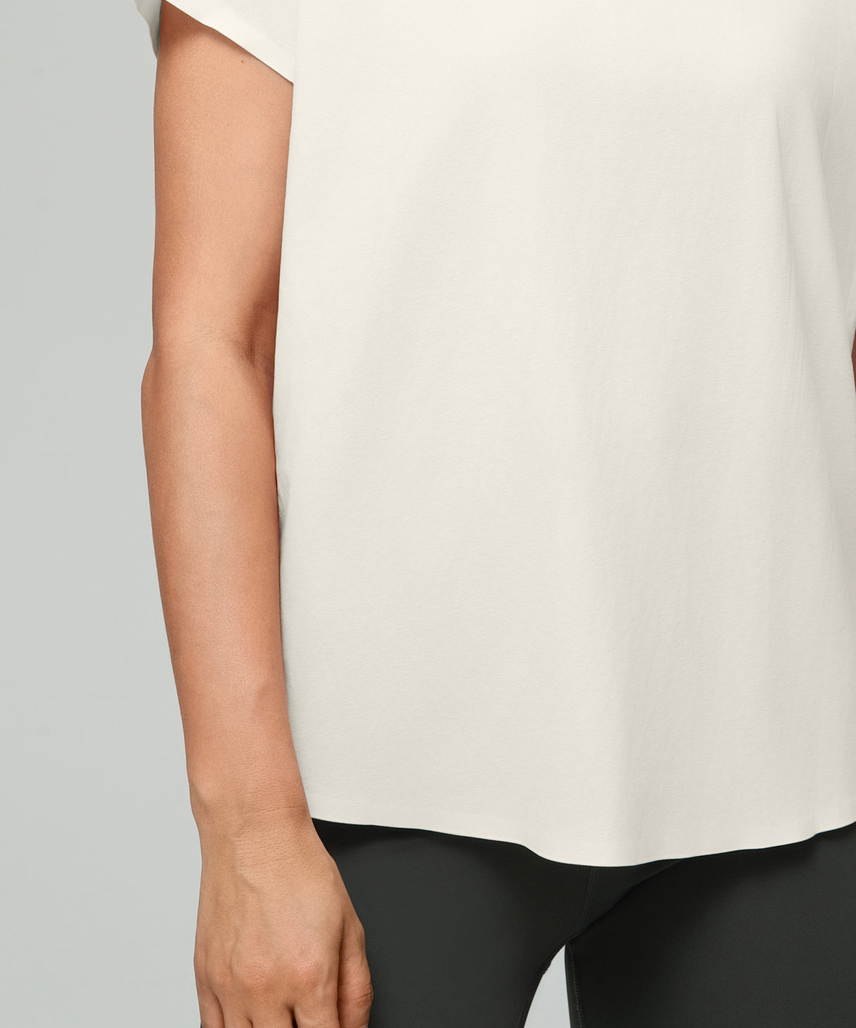 Anywhere Back Mesh Solid Color Comfortable T-shirt