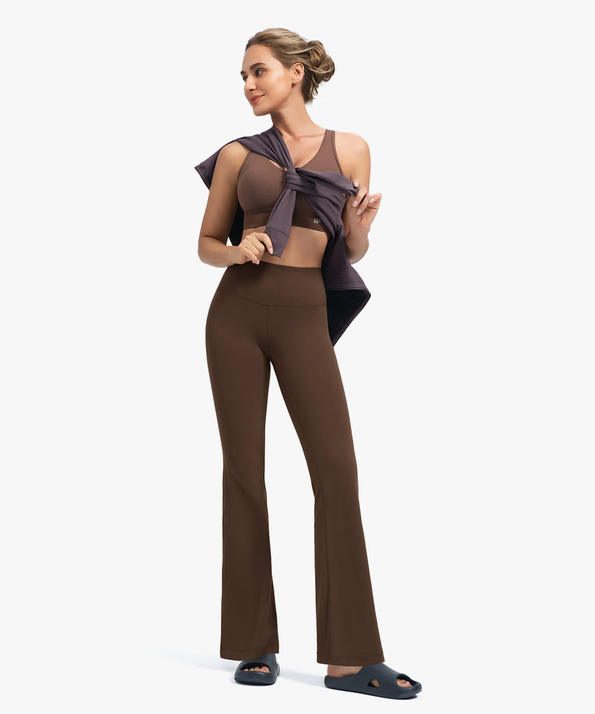 Pantaloni a zampa con orlo diviso e vita alta Anywhere | Pantaloni leggeri con supporto da donna