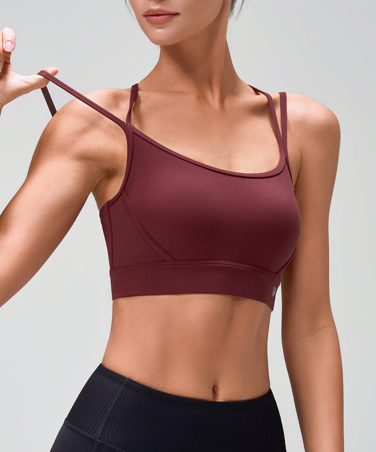 Sujetador de yoga con almohadillas fijas y espalda cruzada Anywhere | Sujetador deportivo de sujeción ligera para mujer