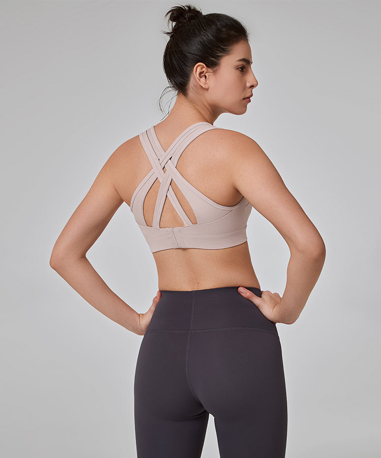 Discover Our Best Seller: Power Cross Back Padded Running Bra🏃‍♀️⁣ ⁣ How  many pieces of this style in different colors of bras do you…