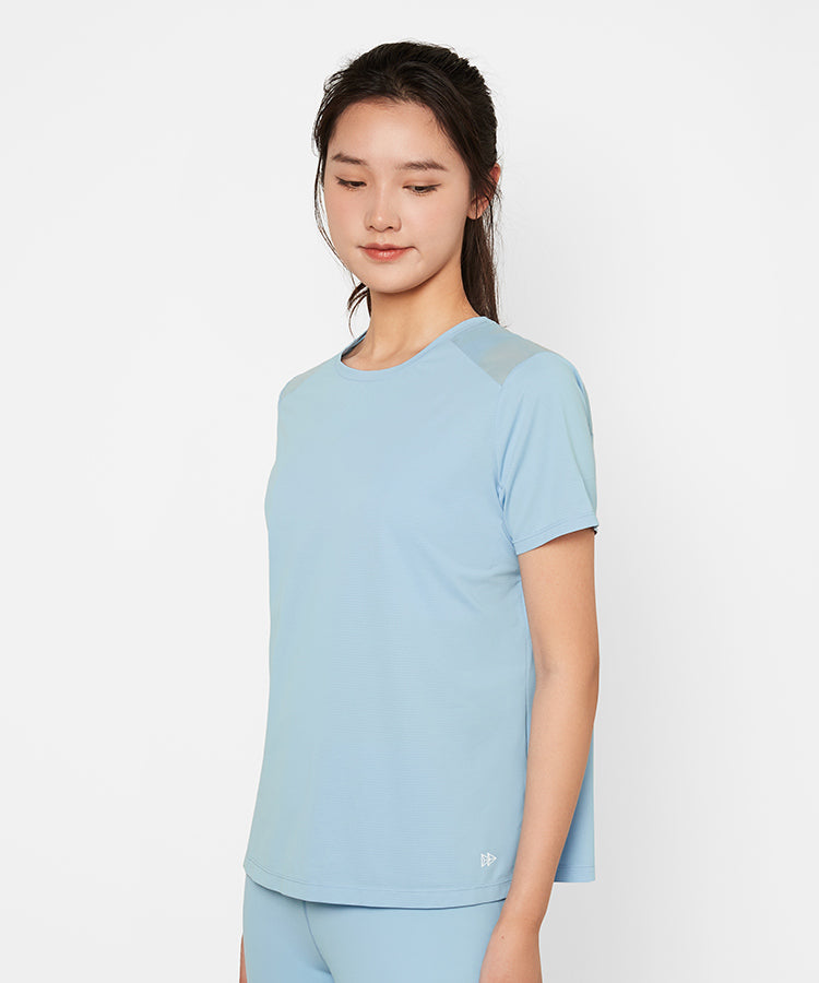 Echo Side Split Mesh T-shirt | Women's Sports T-shirt